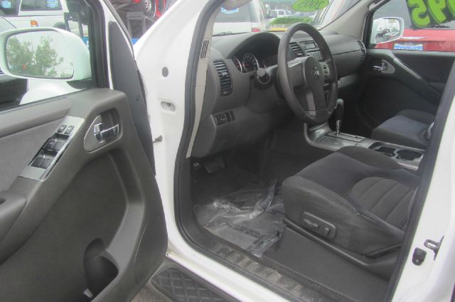 Nissan Pathfinder EX-L W/ DVD System SUV