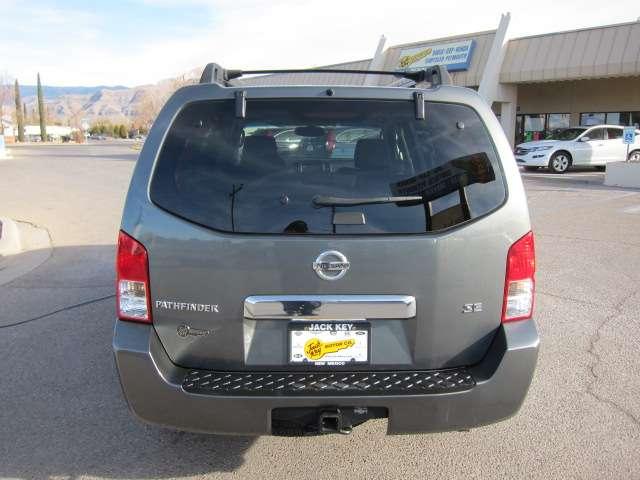 Nissan Pathfinder 2005 photo 3