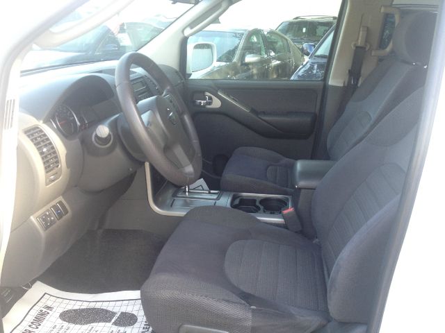 Nissan Pathfinder 2005 photo 4