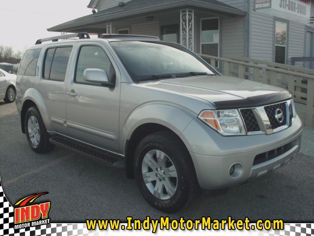 Nissan Pathfinder 2005 photo 4