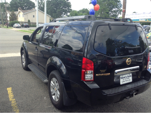 Nissan Pathfinder EX-L AWD SUV