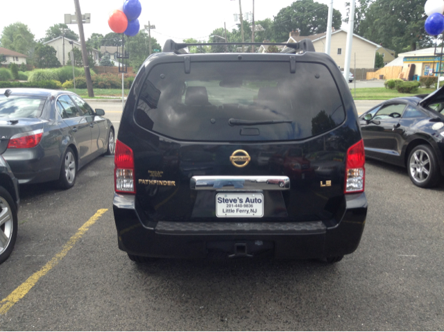 Nissan Pathfinder 2005 photo 3