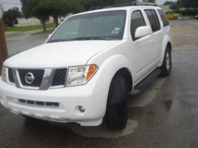 Nissan Pathfinder X Sport Utility