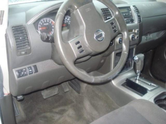 Nissan Pathfinder 2005 photo 5