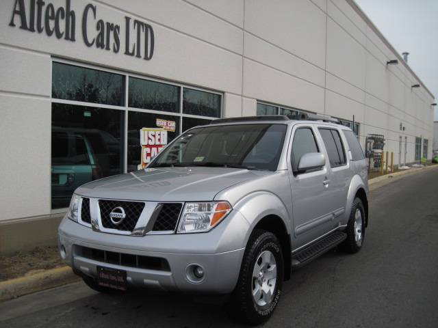 Nissan Pathfinder Fully Loaded Sport Utility