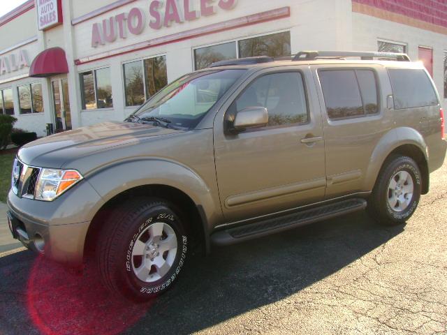 Nissan Pathfinder 2005 photo 3