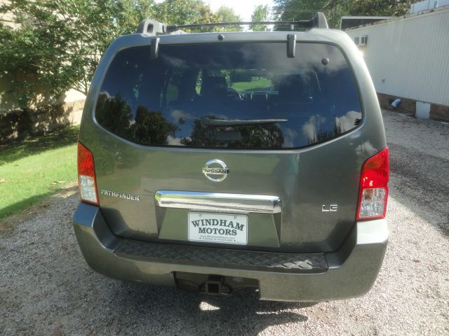 Nissan Pathfinder 2005 photo 6