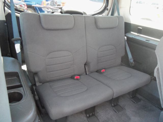 Nissan Pathfinder 2005 photo 2