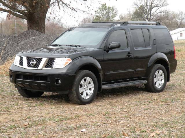 Nissan Pathfinder X Sport Utility