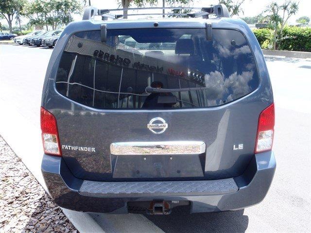 Nissan Pathfinder 2005 photo 4