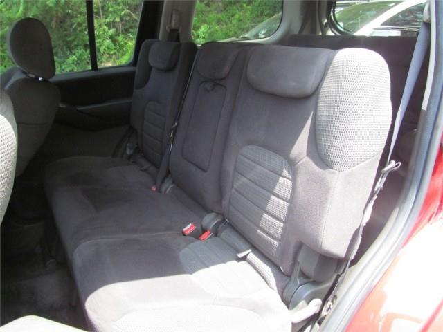 Nissan Pathfinder 2005 photo 16