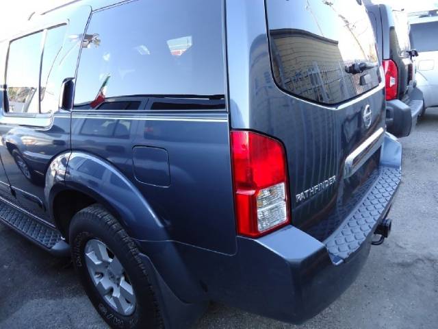 Nissan Pathfinder 2005 photo 1