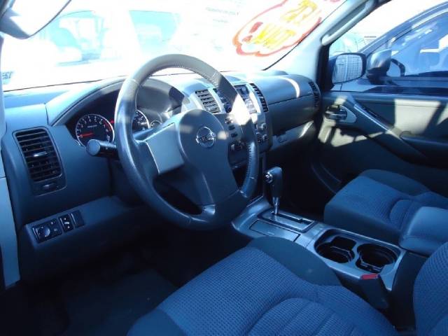 Nissan Pathfinder 2005 photo 4