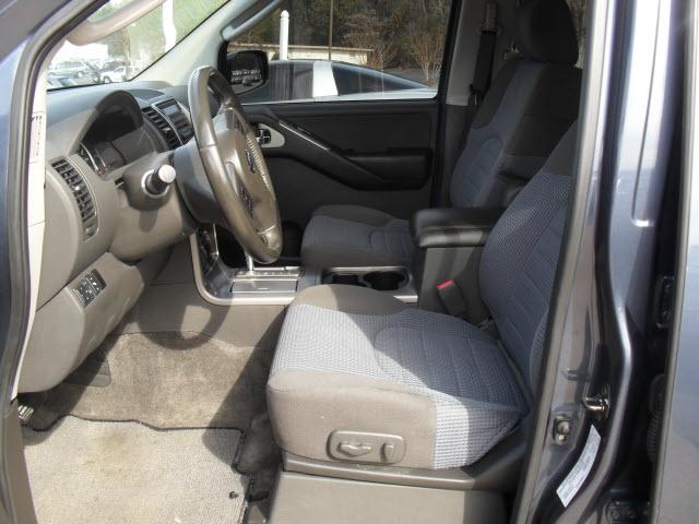 Nissan Pathfinder 2005 photo 5