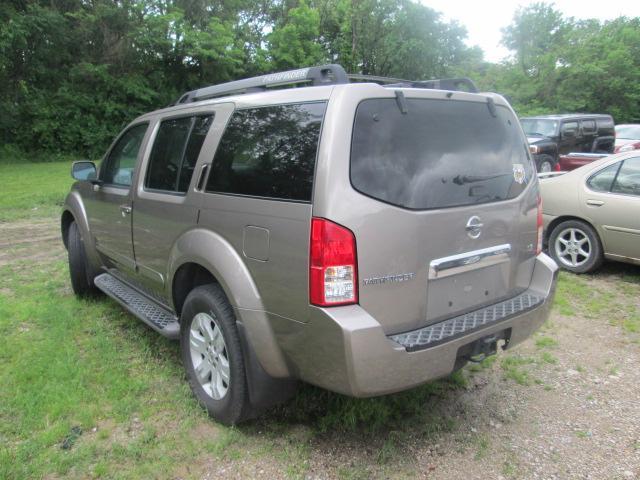 Nissan Pathfinder 2005 photo 26