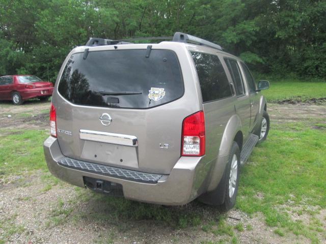 Nissan Pathfinder 2005 photo 6