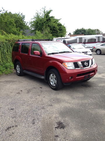 Nissan Pathfinder 2005 photo 3