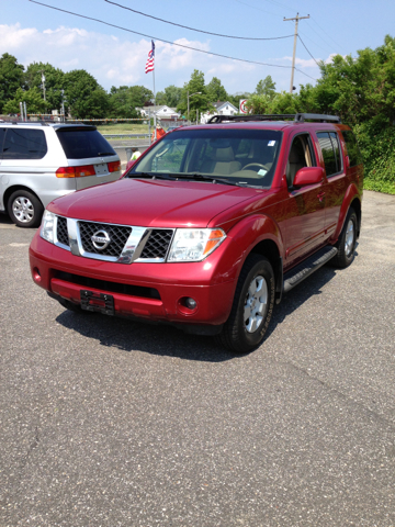 Nissan Pathfinder 2005 photo 4