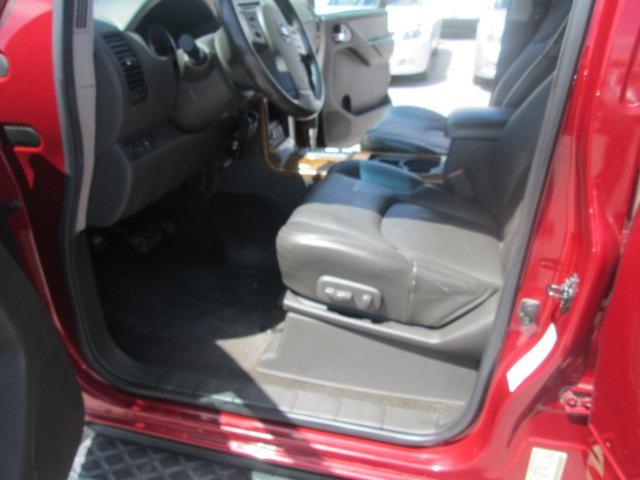 Nissan Pathfinder 2005 photo 15