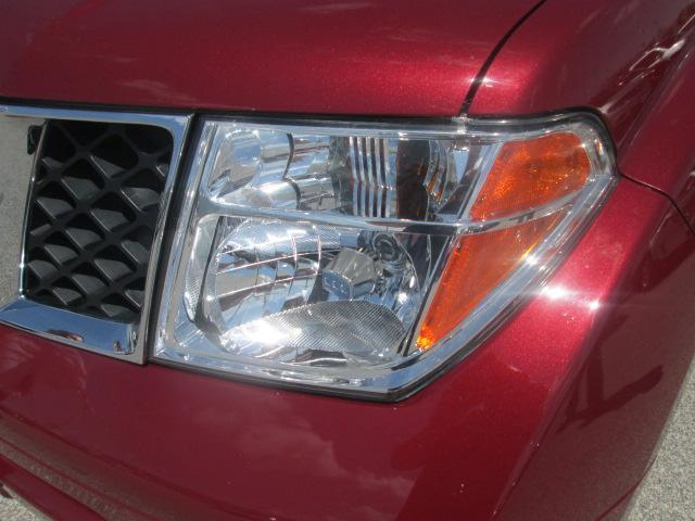 Nissan Pathfinder 2005 photo 23