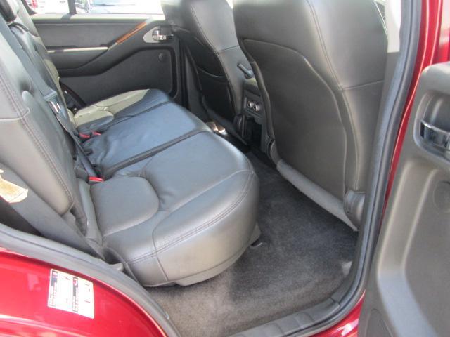 Nissan Pathfinder 2005 photo 32