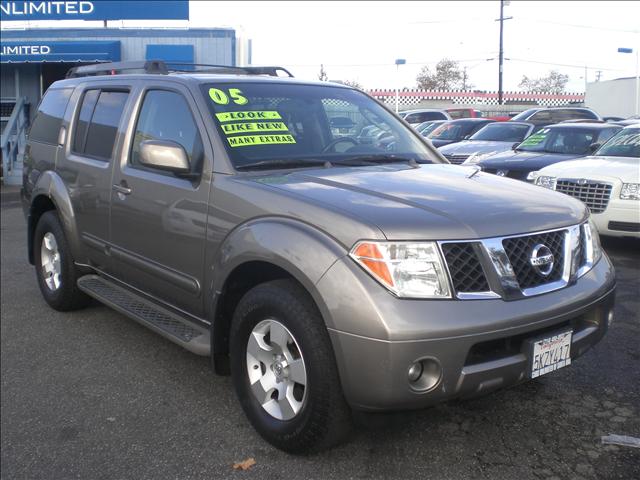 Nissan Pathfinder Lx-4wd Sport Utility