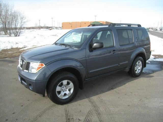 Nissan Pathfinder 2005 photo 3