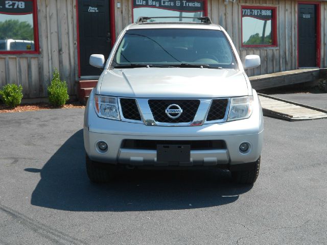 Nissan Pathfinder 2005 photo 3