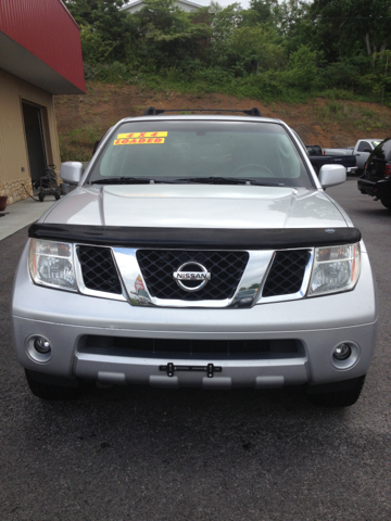 Nissan Pathfinder 2005 photo 5