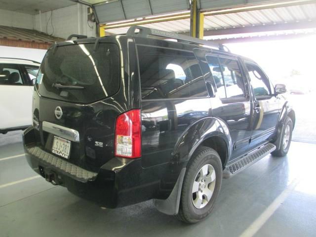 Nissan Pathfinder 2005 photo 3