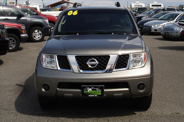 Nissan Pathfinder 2006 photo 4