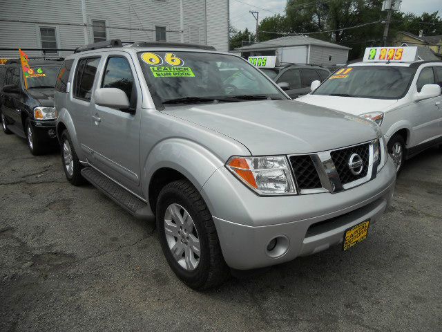 Nissan Pathfinder 2006 photo 13