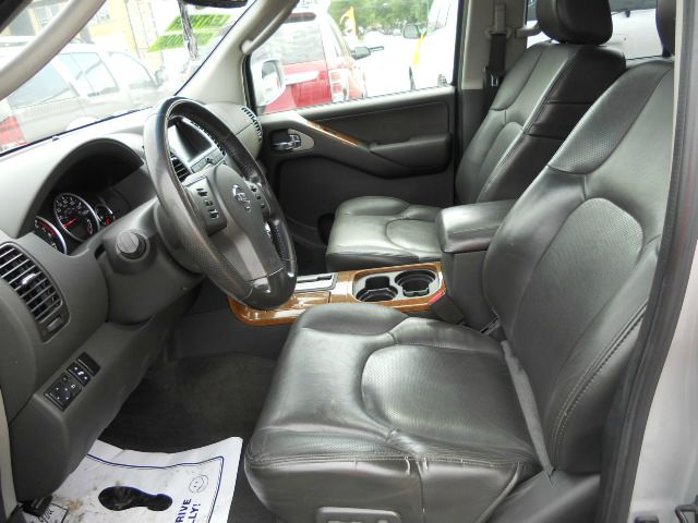 Nissan Pathfinder 2006 photo 5