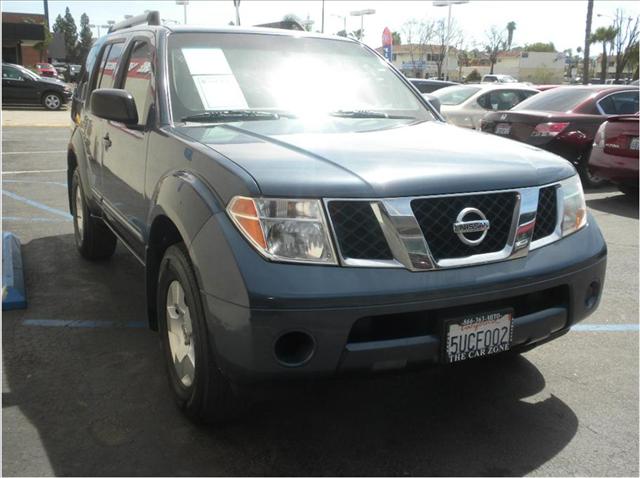 Nissan Pathfinder 2006 photo 3