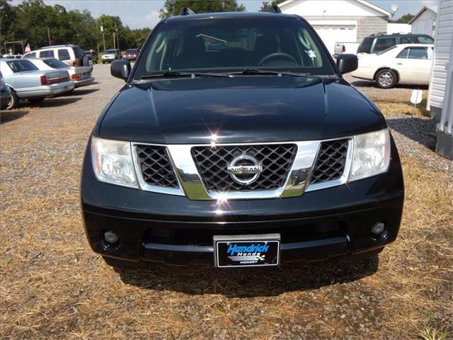 Nissan Pathfinder 2006 photo 3