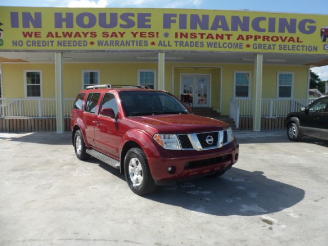 Nissan Pathfinder 2006 photo 21