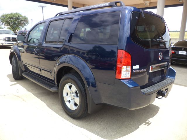 Nissan Pathfinder 2006 photo 25