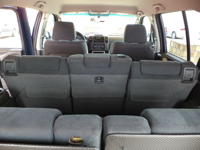 Nissan Pathfinder 2006 photo 30