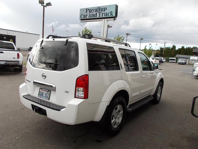 Nissan Pathfinder 2006 photo 3