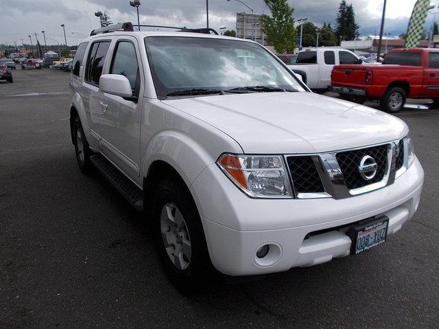 Nissan Pathfinder 2006 photo 5