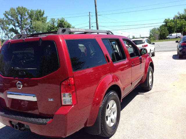 Nissan Pathfinder 2006 photo 8