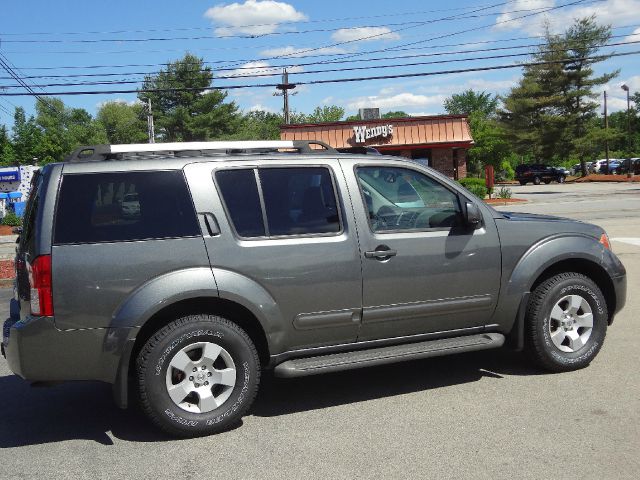 Nissan Pathfinder 2006 photo 9