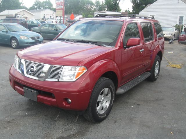 Nissan Pathfinder 2006 photo 2