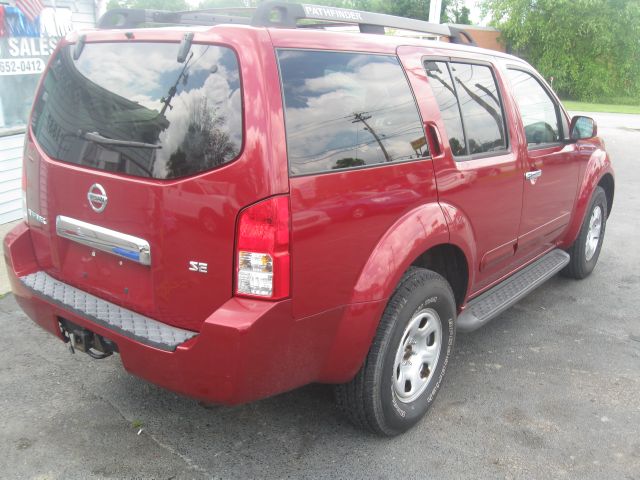 Nissan Pathfinder 2006 photo 4