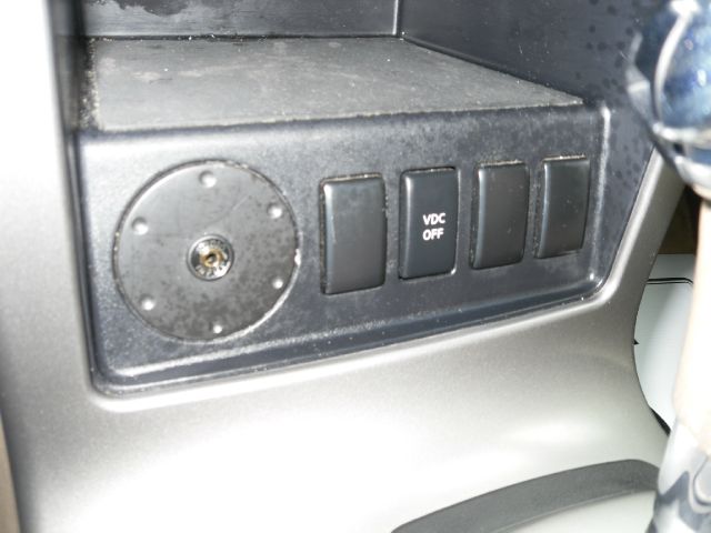 Nissan Pathfinder 2006 photo 14