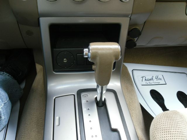 Nissan Pathfinder 2006 photo 21