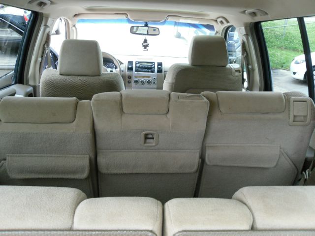 Nissan Pathfinder 2006 photo 32