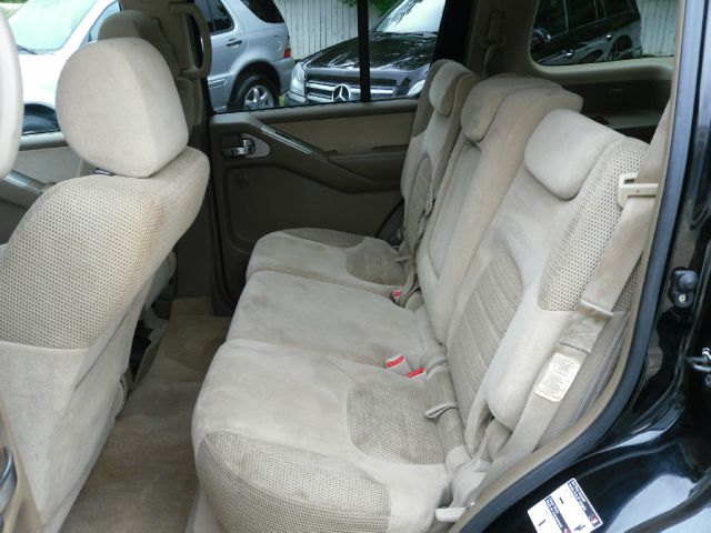 Nissan Pathfinder 2006 photo 39