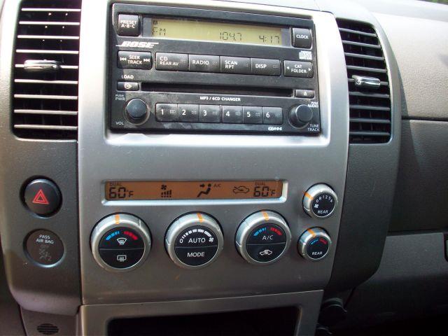 Nissan Pathfinder 2006 photo 15