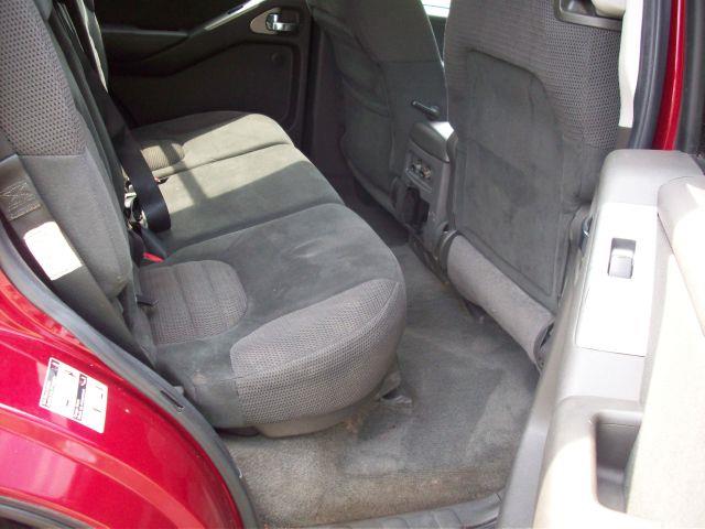 Nissan Pathfinder 2006 photo 2